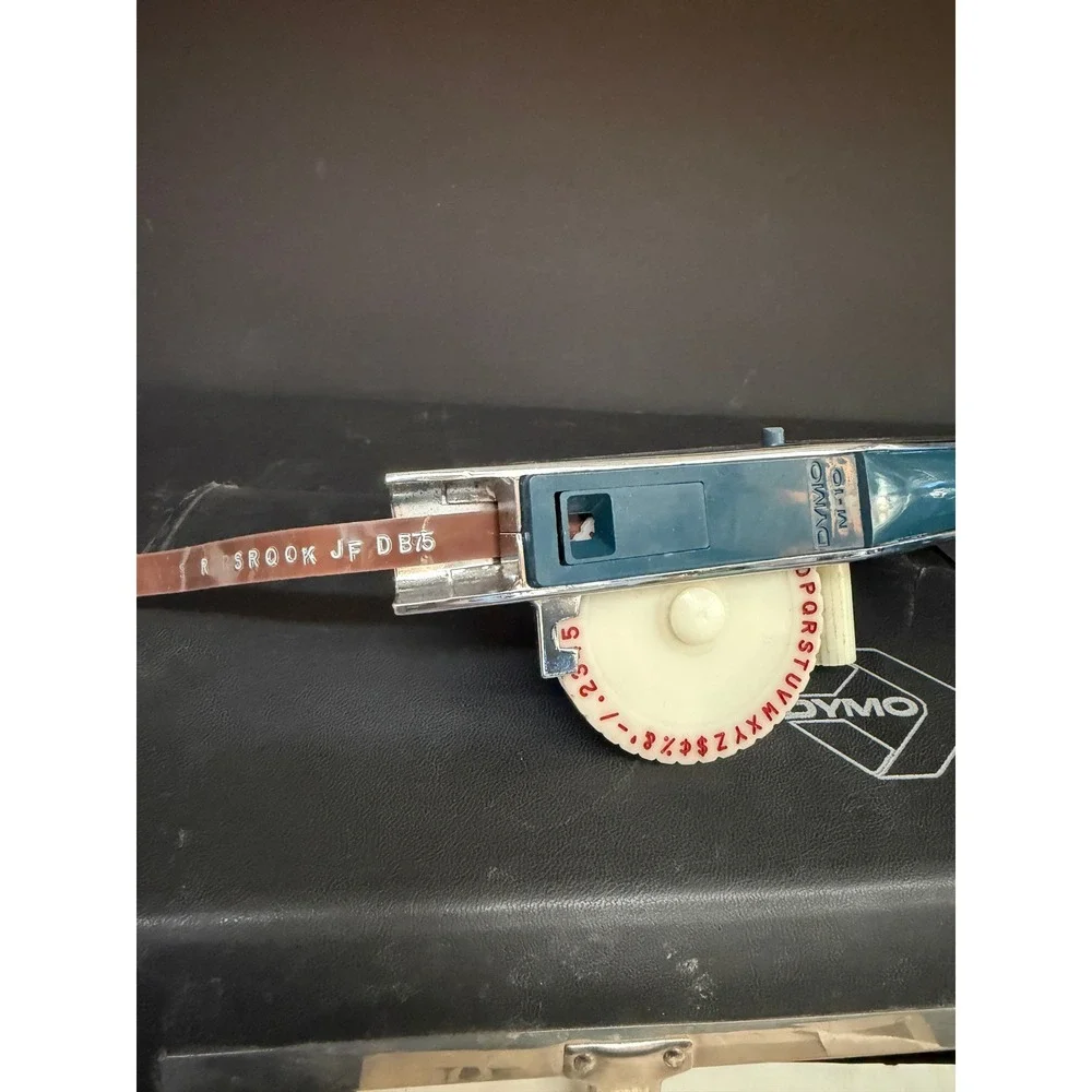 Dymo vintage 75